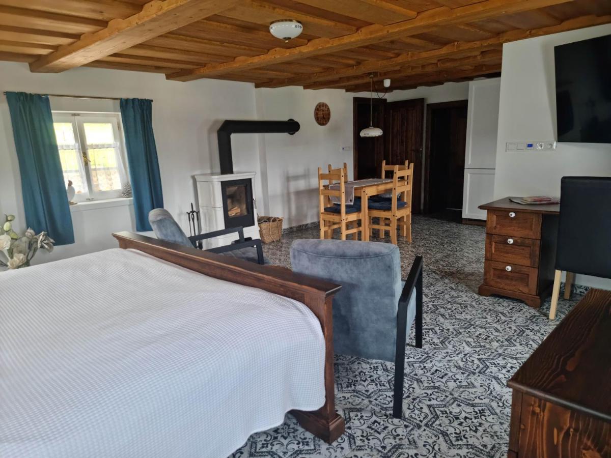 Luxusni Apartman S Krbem - Kunraticke Svycarsko Kunratice  Extérieur photo