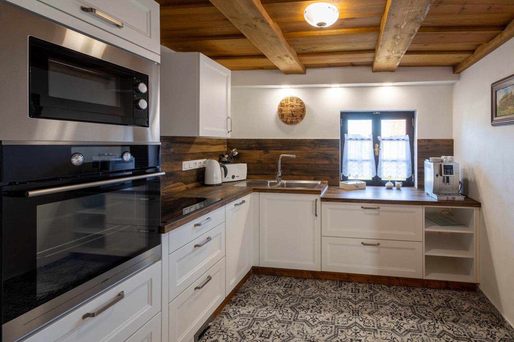 Luxusni Apartman S Krbem - Kunraticke Svycarsko Kunratice  Extérieur photo