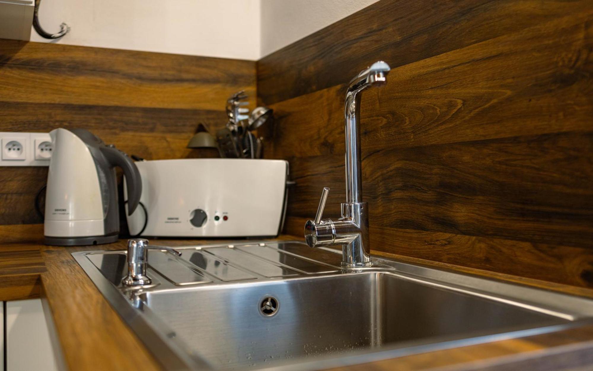 Luxusni Apartman S Krbem - Kunraticke Svycarsko Kunratice  Extérieur photo